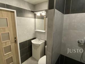 Pronájem bytu 1+kk, Ústí nad Labem - Severní Terasa, Glennova, 21 m2