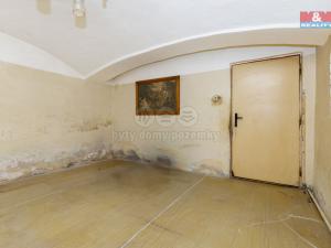 Prodej rodinného domu, Skuteč, Palackého náměstí, 80 m2
