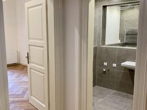 Pronájem bytu 2+kk, Praha - Smíchov, Na bělidle, 62 m2