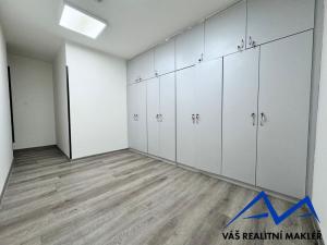 Pronájem výrobních prostor, Ostrava, Výhledy, 1180 m2