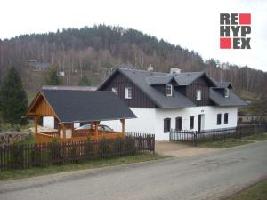 Pronájem rodinného domu, Jablonné v Podještědí - Heřmanice v Podještědí, 180 m2