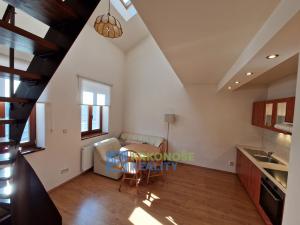 Pronájem bytu 2+kk, Trutnov - Vnitřní Město, Farská, 50 m2