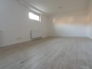 Prodej bytu 1+kk, Vrané nad Vltavou, Nádražní, 30 m2