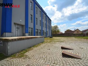 Pronájem výrobních prostor, Černožice, Sehnoutkova, 1422 m2