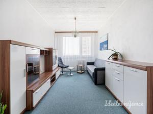 Pronájem bytu 2+kk, Praha - Horní Měcholupy, Nad přehradou, 44 m2