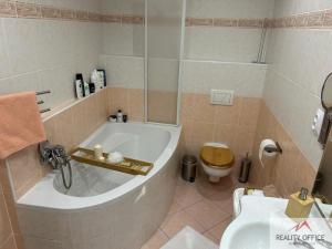 Pronájem bytu 3+1, Děčín - Děčín VI-Letná, Severní, 68 m2