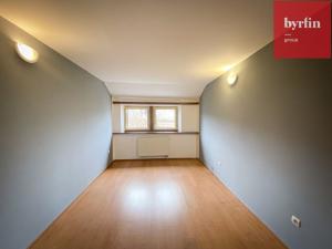 Pronájem bytu 4+kk, Opava, Veleslavínova, 90 m2