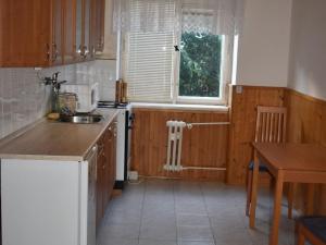 Pronájem bytu 2+1, Trutnov - Střední Předměstí, Strojnická, 56 m2