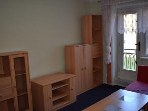 Pronájem bytu 2+1, Trutnov - Střední Předměstí, Strojnická, 56 m2