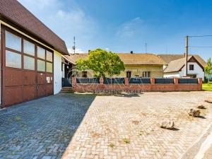 Prodej rodinného domu, Bzová, 230 m2