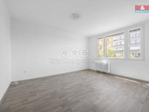 Pronájem bytu 1+kk, Pardubice - Polabiny, Sluneční, 28 m2