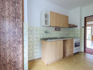 Pronájem bytu 3+1, Hrádek - Čejkovy, 83 m2