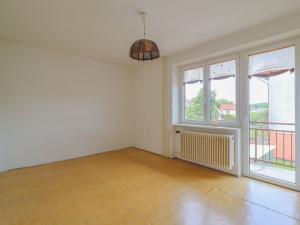 Pronájem bytu 3+1, Hrádek - Čejkovy, 83 m2