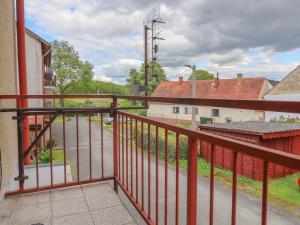 Pronájem bytu 3+1, Hrádek - Čejkovy, 83 m2