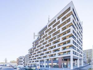 Prodej bytu 2+kk, Praha - Hloubětín, Poděbradská, 60 m2