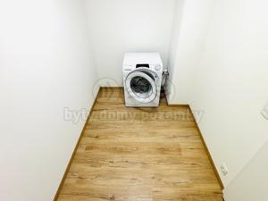 Pronájem bytu 2+kk, Olomouc, Milana Ticháka, 70 m2