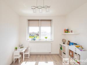 Prodej bytu 4+kk, Polerady, 74 m2