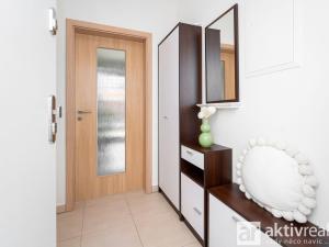 Prodej bytu 4+kk, Polerady, 74 m2