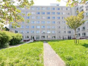 Prodej bytu 3+1, Praha - Řepy, Skuteckého, 77 m2