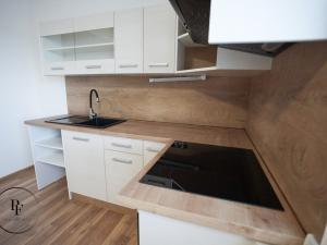 Pronájem bytu 3+kk, Dlouhá Lhota, 78 m2