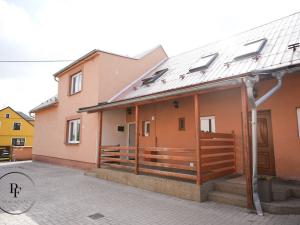 Pronájem bytu 3+kk, Dlouhá Lhota, 78 m2