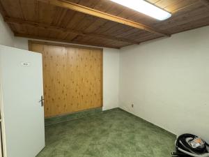 Pronájem kanceláře, Zlín - Malenovice, Šrámkova, 222 m2