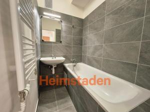 Pronájem bytu 3+1, Havířov - Město, Hlavní třída, 74 m2