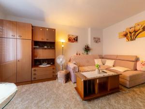 Prodej bytu 2+1, Chlumčany, Družstevní, 58 m2