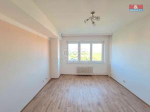 Prodej bytu 2+1, Ostrava - Poruba, Aleše Hrdličky, 42 m2