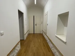 Pronájem kanceláře, Praha - Vinohrady, Řipská, 72 m2