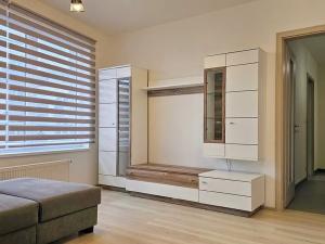 Pronájem bytu 2+kk, Praha - Stodůlky, Toufarova, 63 m2