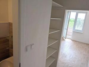 Pronájem bytu 1+kk, Opava, Haškova, 18 m2