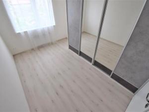 Pronájem bytu 3+kk, Praha - Kbely, Sedlářova, 77 m2