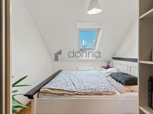 Pronájem bytu 3+kk, Praha - Ďáblice, Ďáblická, 83 m2