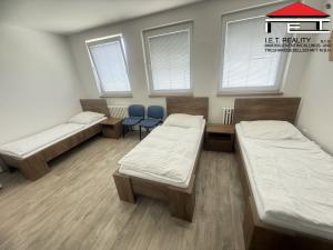Prodej ubytování, Otrokovice, Zlínská, 852 m2