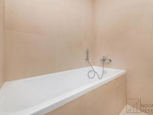 Prodej bytu 4+kk, Praha - Holešovice, Na Maninách, 95 m2