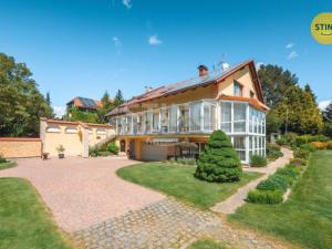 Prodej rodinného domu, Jaroměř, Albánská, 405 m2
