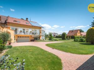 Prodej rodinného domu, Jaroměř, Albánská, 405 m2