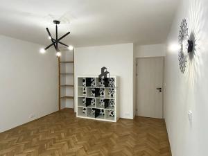 Pronájem bytu 3+1, Praha - Vinohrady, Řipská, 100 m2