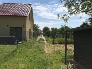 Prodej zahrady, Znojmo, 1374 m2