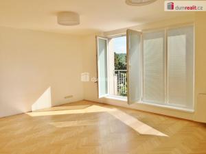 Pronájem bytu 3+kk, Praha - Smíchov, Štorkánova, 85 m2