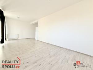 Prodej bytu 1+kk, Nová Role, Svobodova, 39 m2