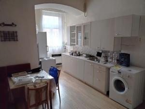 Prodej bytu 2+1, Znojmo, Vídeňská třída, 80 m2