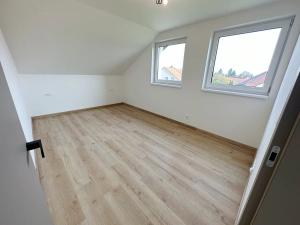 Prodej rodinného domu, Zeleneč, Konvalinková, 128 m2