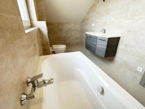 Prodej rodinného domu, Zeleneč, Konvalinková, 128 m2