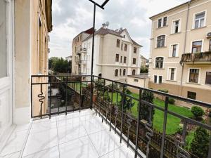 Prodej bytu 2+1, Teplice, Kollárova, 89 m2
