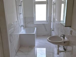 Prodej bytu 2+1, Teplice, Kollárova, 89 m2