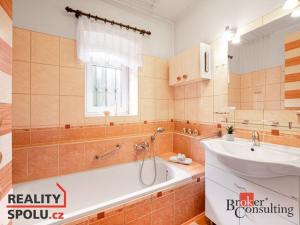 Prodej rodinného domu, Dolní Krupá, 226 m2