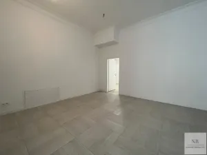 Pronájem obchodního prostoru, Karlovy Vary, Sadová, 87 m2