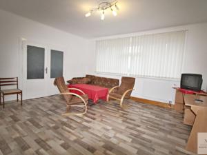 Prodej bytu 4+1, Karlovy Vary, Kosmonautů, 91 m2